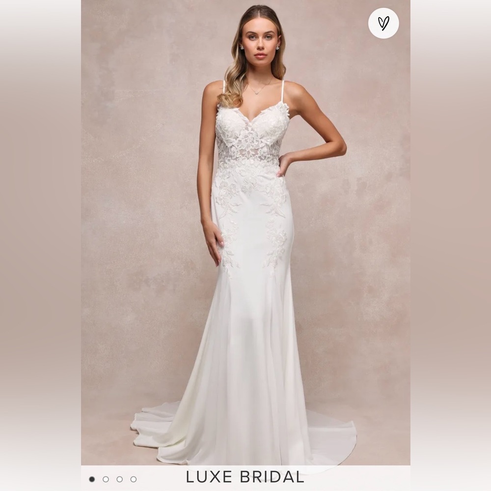 Lulus Luxe Bridal Vision of Romance Wedding Gown - size M